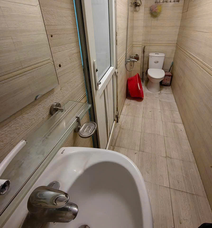 Cho thuê nhà ngõ Mai Hương 51m2 x 3 tầng, 3 ngủ, 3 WC KD online, ở gđ, nhóm ít ng, 10 Triệu - Ảnh 4